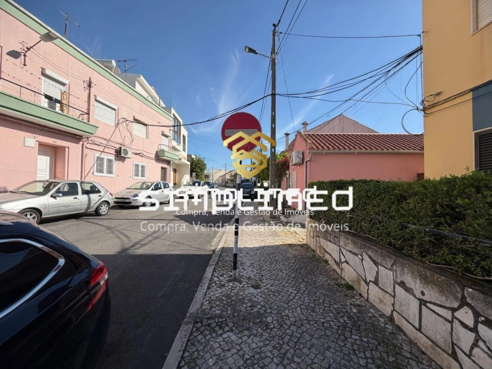 Terreno para Venda em Baixa da Banheira e Vale da Amoreira Foto 17