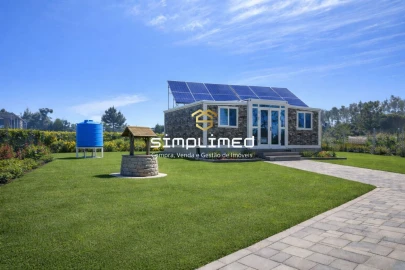 Moradia T2 para Venda em Fernao Ferro