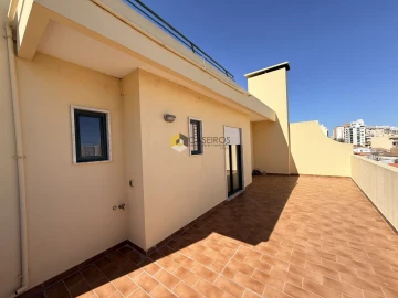 Apartamento T3 para Venda em Faro (Sé e São Pedro)