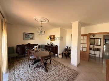 Apartamento T3 para Venda em Faro (Sé e São Pedro)