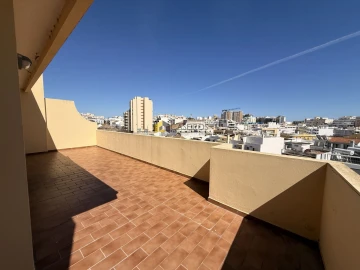 Apartamento T3 para Venda em Faro (Sé e São Pedro)