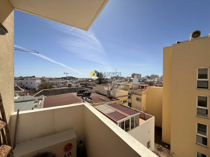Apartamento T3 para Venda em Faro (Sé e São Pedro) Foto 14