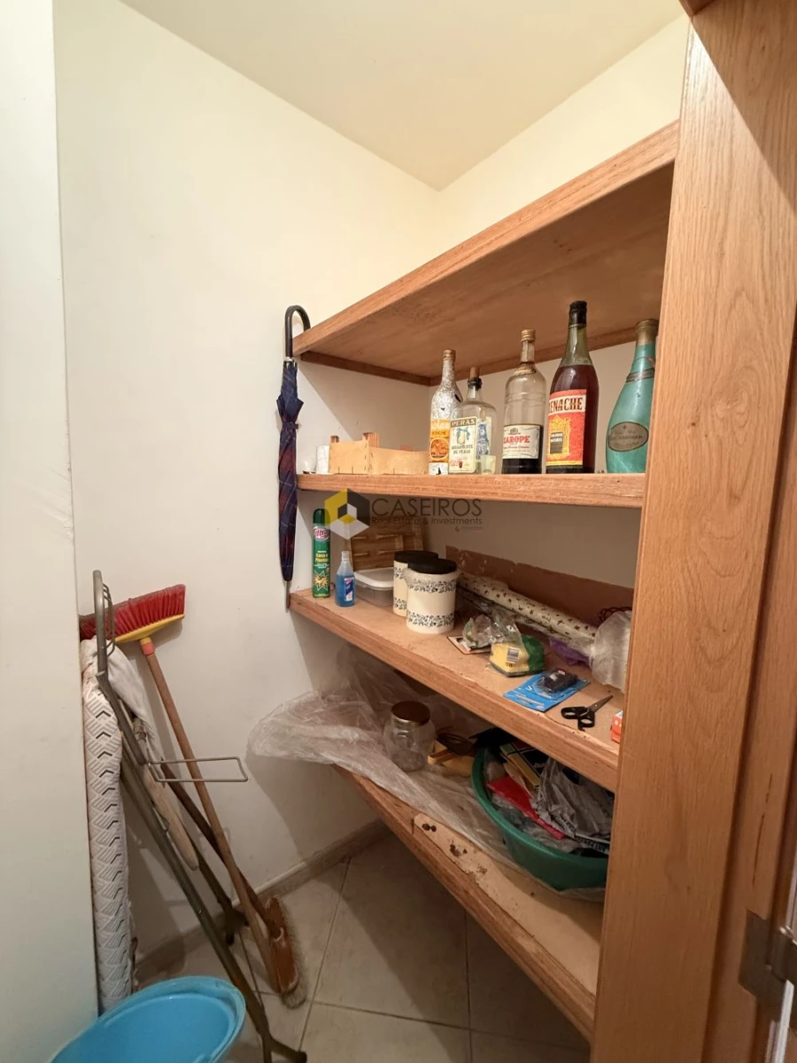 Apartamento T3 para Venda em Faro (Sé e São Pedro) Foto 17