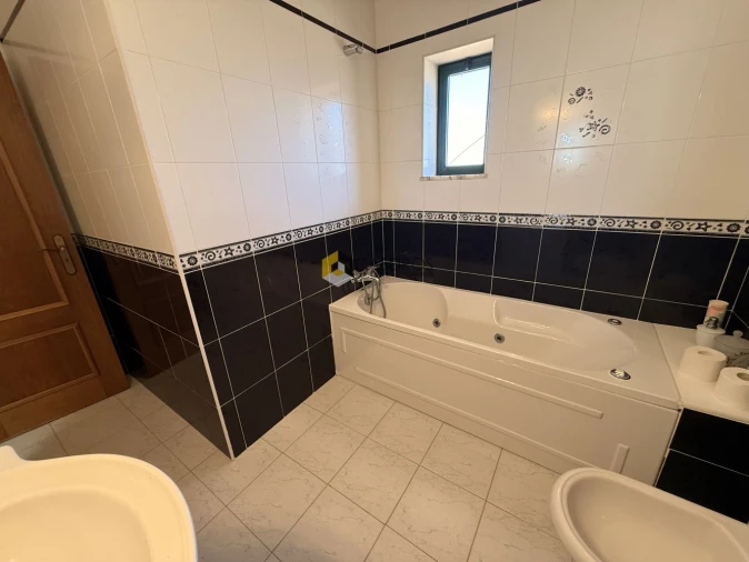 Apartamento T3 para Venda em Faro (Sé e São Pedro) Foto 25