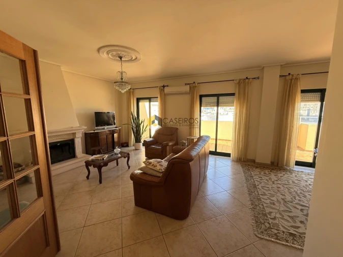 Apartamento T3 para Venda em Faro (Sé e São Pedro) Foto 4