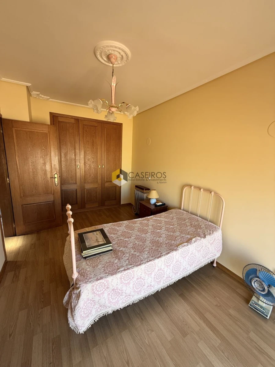 Apartamento T3 para Venda em Faro (Sé e São Pedro) Foto 31