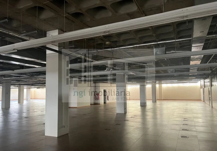 Loja para Venda em Carnaxide e Queijas Foto 5