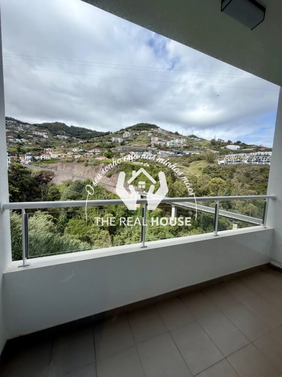 Apartamento T2 para Venda em Caniço Foto 13