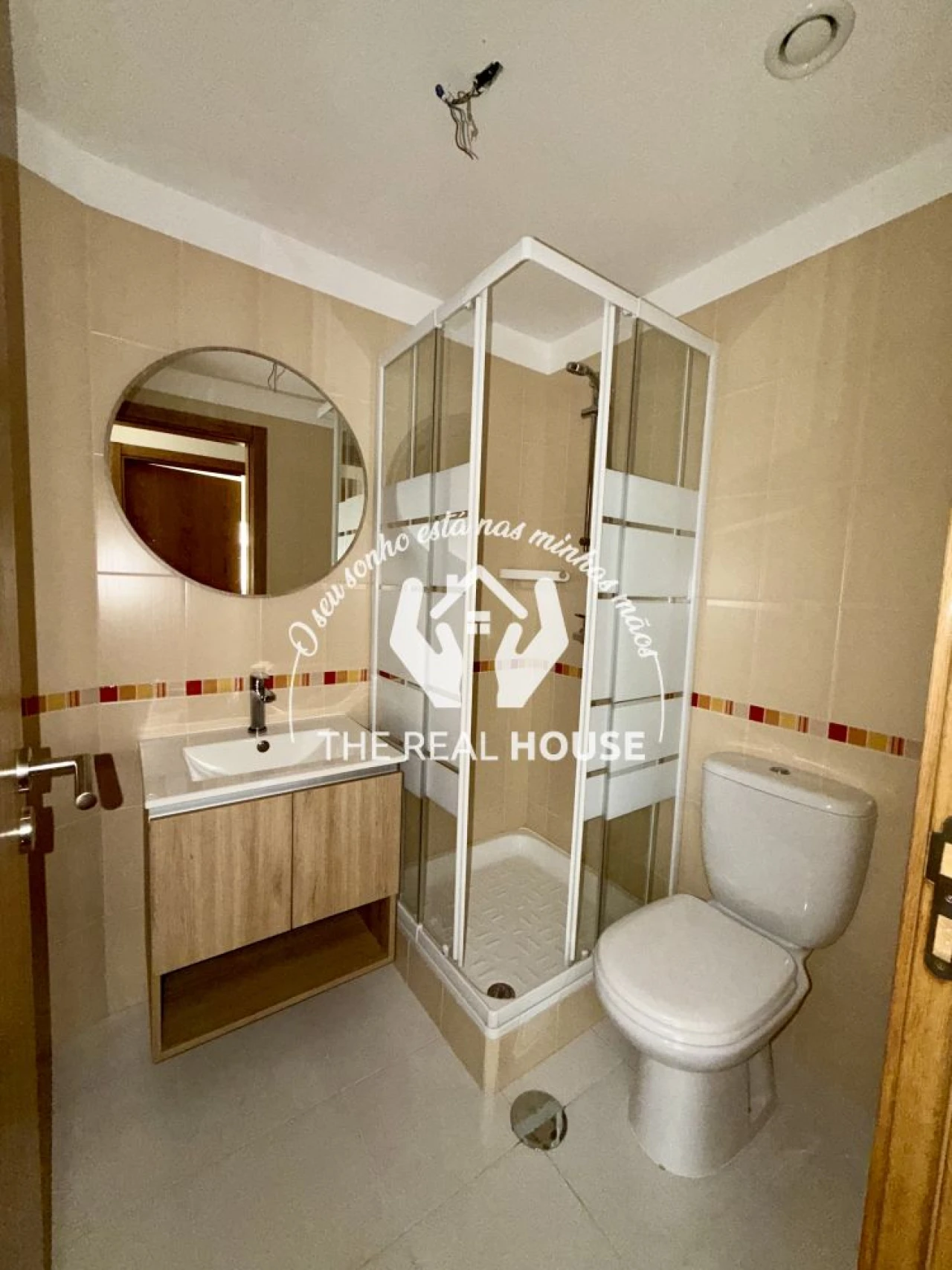 Apartamento T2 para Venda em Caniço Foto 8