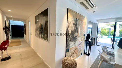 Moradia T4 para Venda em Charneca de Caparica e Sobreda