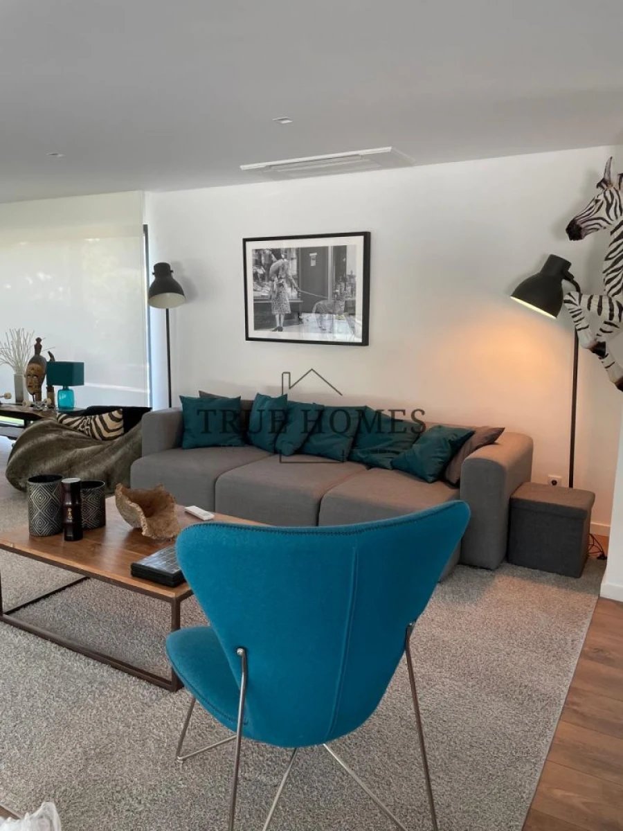 Moradia T4 para Venda em Charneca de Caparica e Sobreda Foto 17