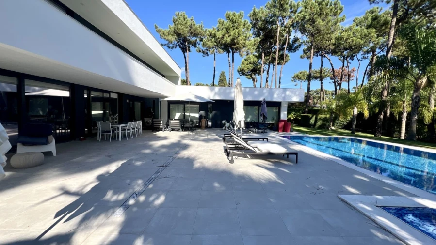 Moradia T4 para Venda em Charneca de Caparica e Sobreda Foto 6