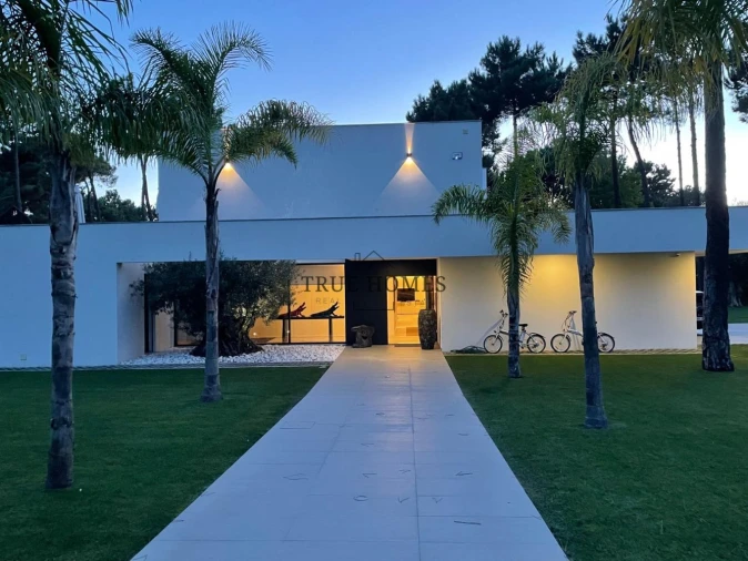 Moradia T4 para Venda em Charneca de Caparica e Sobreda Foto 19