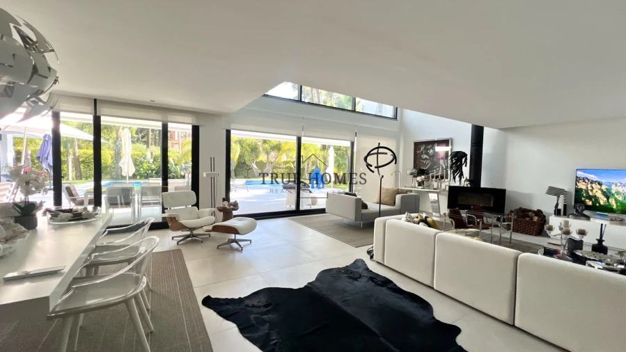 Moradia T4 para Venda em Charneca de Caparica e Sobreda Foto 7