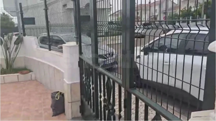 Moradia T4 para Arrendamento em Assunção, Ajuda, Salvador e Santo Ildefonso Foto 13