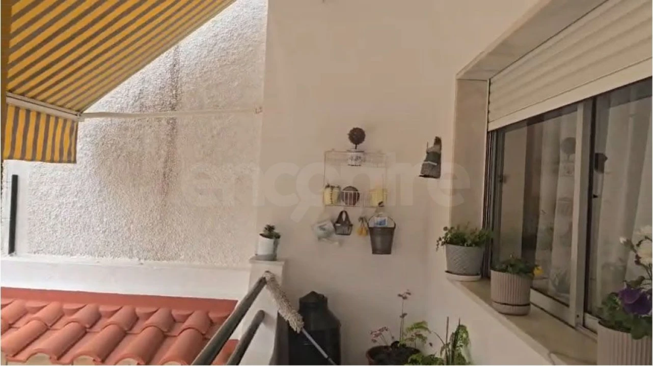 Moradia T4 para Arrendamento em Assunção, Ajuda, Salvador e Santo Ildefonso Foto 16