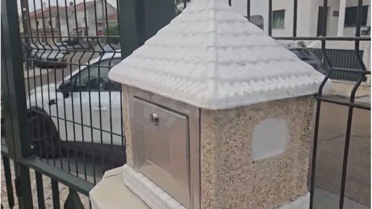 Moradia T4 para Arrendamento em Assunção, Ajuda, Salvador e Santo Ildefonso Foto 12