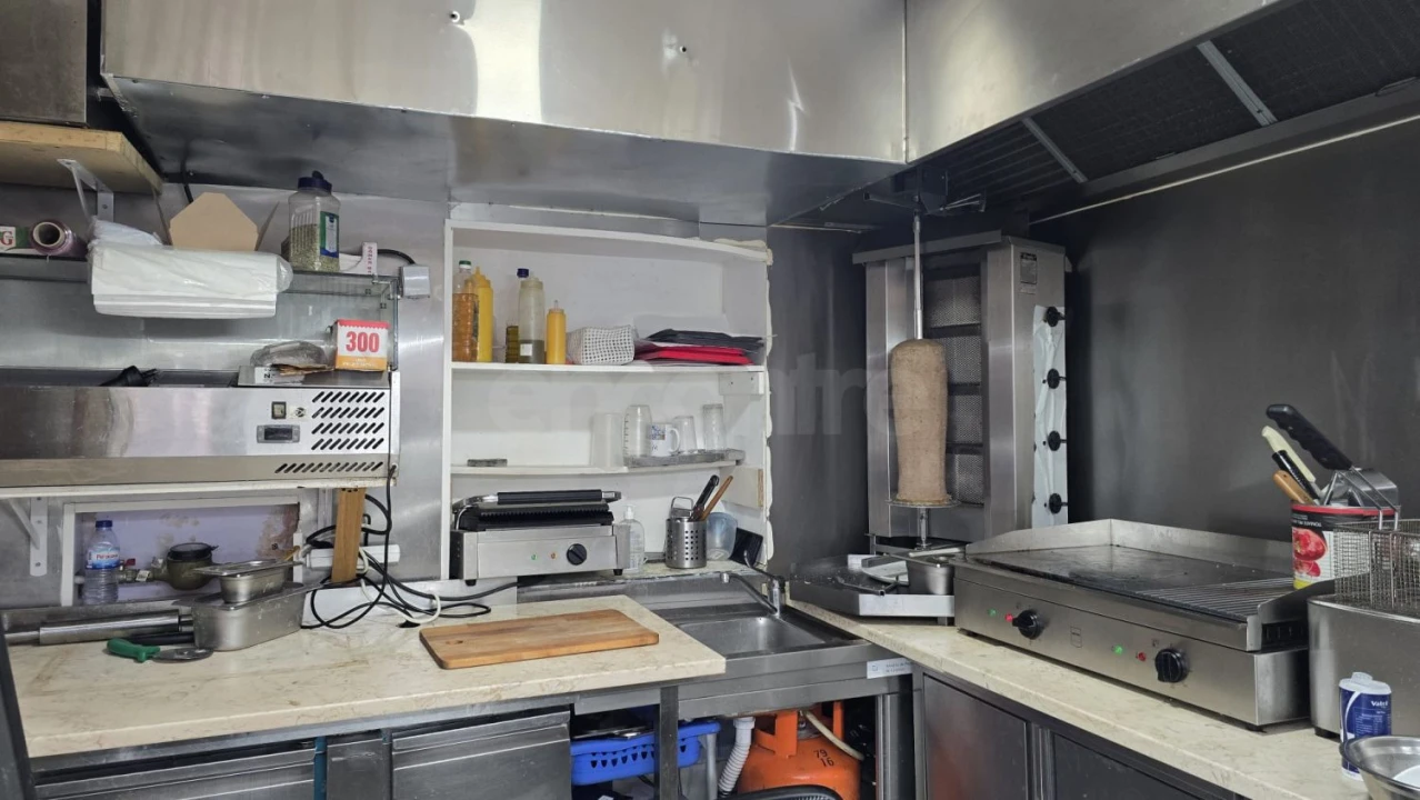 Loja para Trespasse em Santa Maria Maior Foto 5