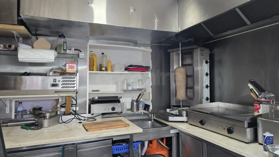 Loja para Trespasse em Santa Maria Maior Foto 5