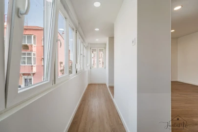 Apartamento T4 para Venda em Águas Livres