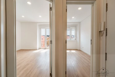 Apartamento T4 para Venda em Águas Livres