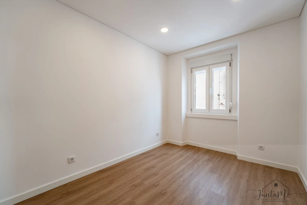 Apartamento T4 para Venda em Águas Livres Foto 20