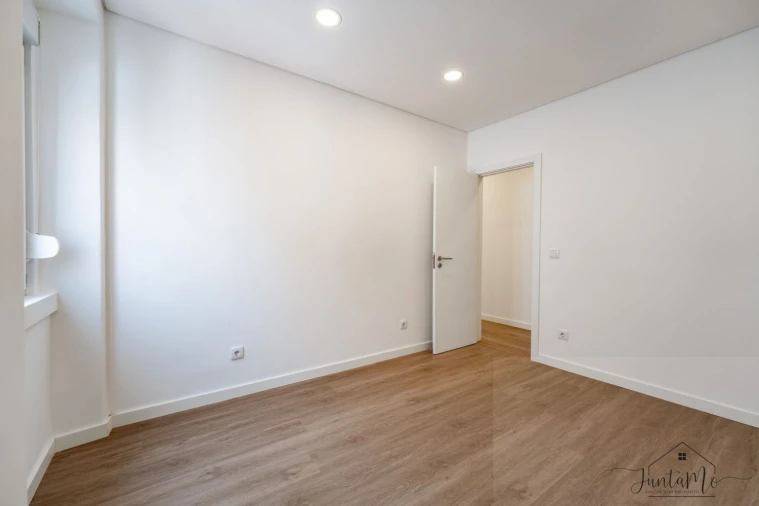 Apartamento T4 para Venda em Águas Livres Foto 16