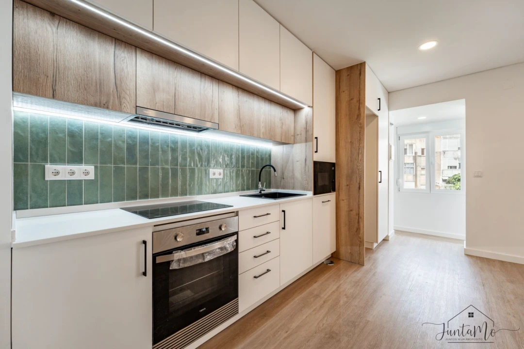 Apartamento T4 para Venda em Águas Livres Foto 1