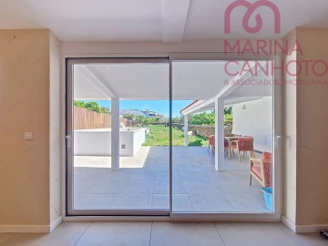 Moradia T2 para Venda em Terrugem e Vila Boim