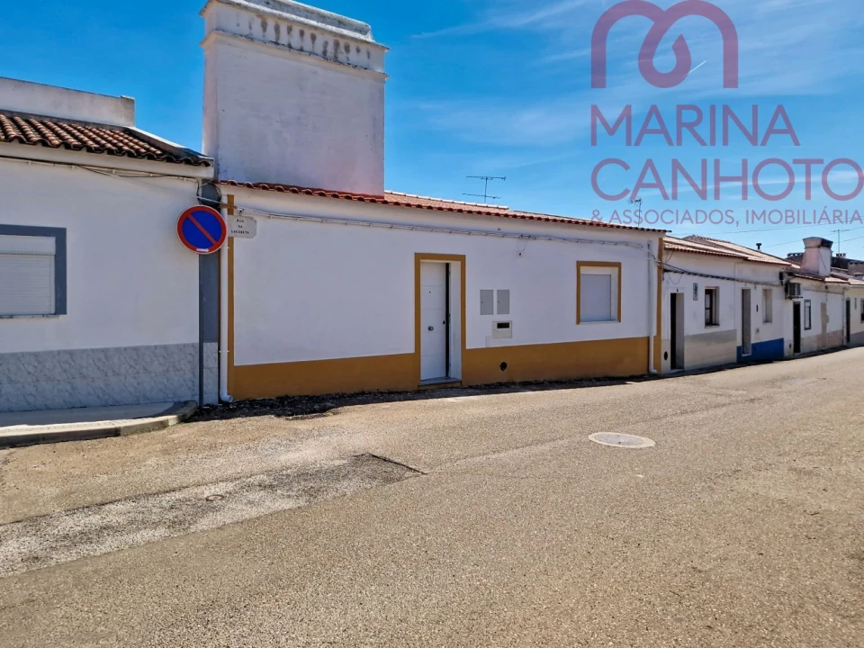 Moradia T2 para Venda em Terrugem e Vila Boim Foto 3