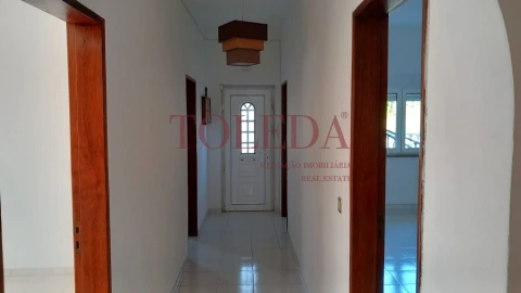 Moradia T6 para Venda em Vialonga