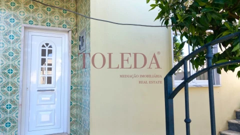 Moradia T6 para Venda em Vialonga