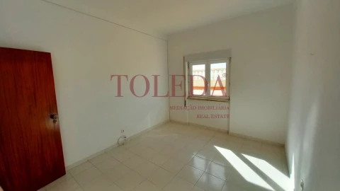 Moradia T6 para Venda em Vialonga