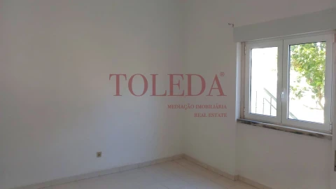 Moradia T6 para Venda em Vialonga