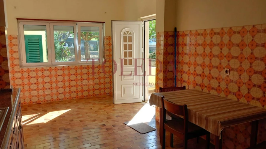 Moradia T6 para Venda em Vialonga Foto 10