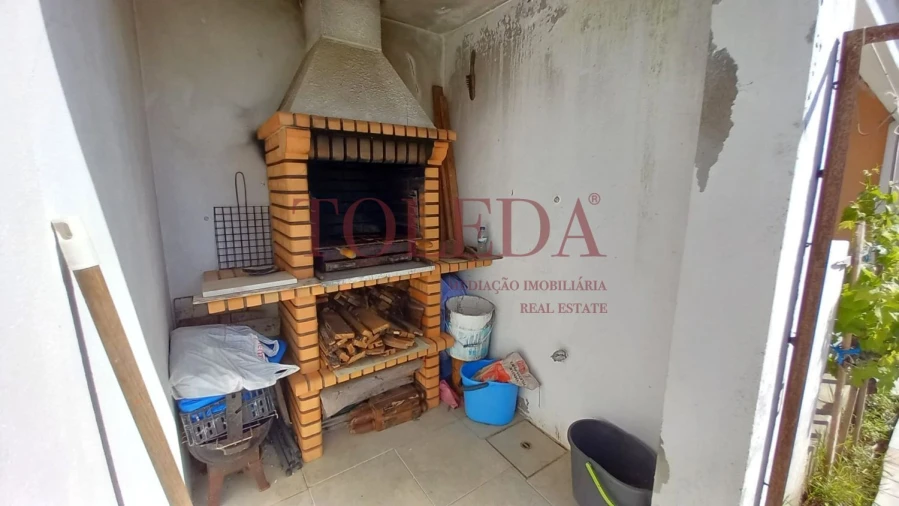 Moradia T6 para Venda em Vialonga Foto 37