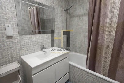 Apartamento T2 para Venda em Campo e Sobrado