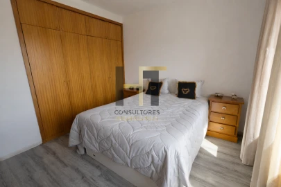 Apartamento T2 para Venda em Campo e Sobrado