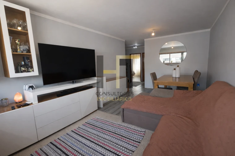 Apartamento T2 para Venda em Campo e Sobrado Foto 2