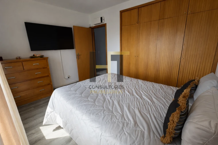 Apartamento T2 para Venda em Campo e Sobrado Foto 13