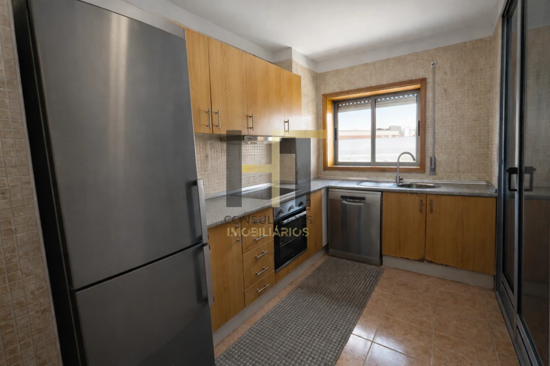 Apartamento T2 para Venda em Campo e Sobrado Foto 6