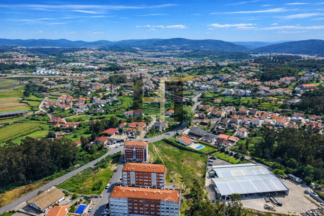 Apartamento T2 para Venda em Campo e Sobrado Foto 24