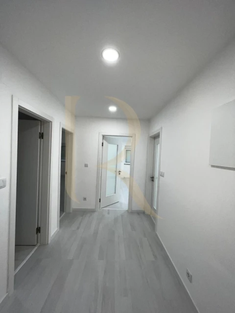 Apartamento T1 para Venda em Amora