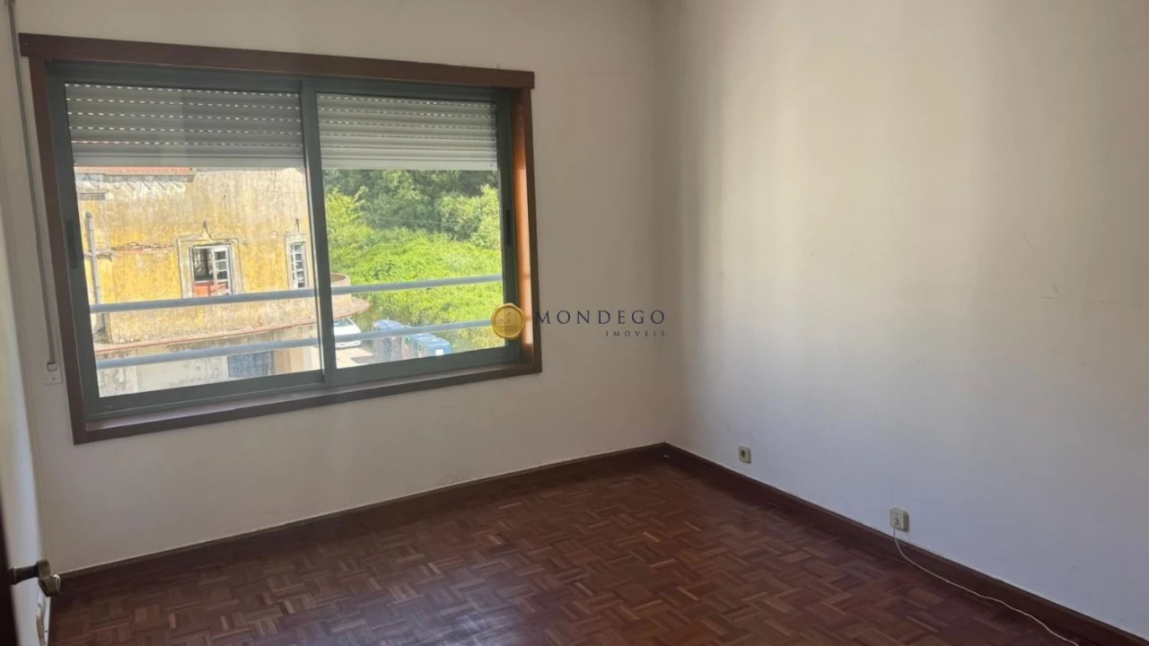 Apartamento T2 para Venda em Luso Foto 5