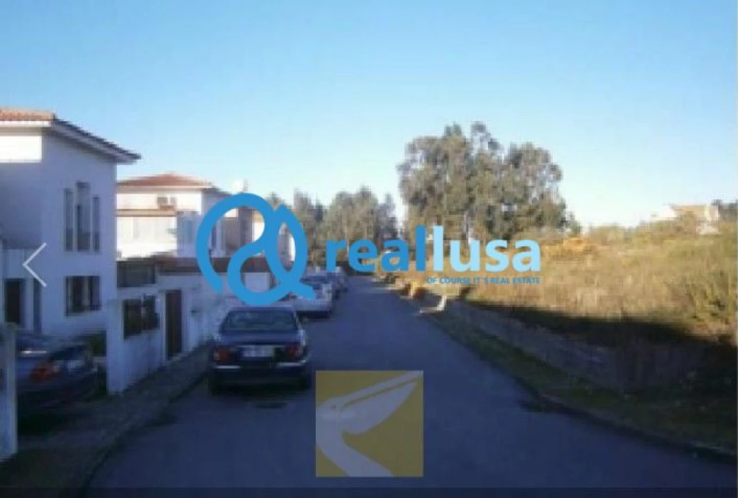 Terreno para Venda em Oiã Foto 1