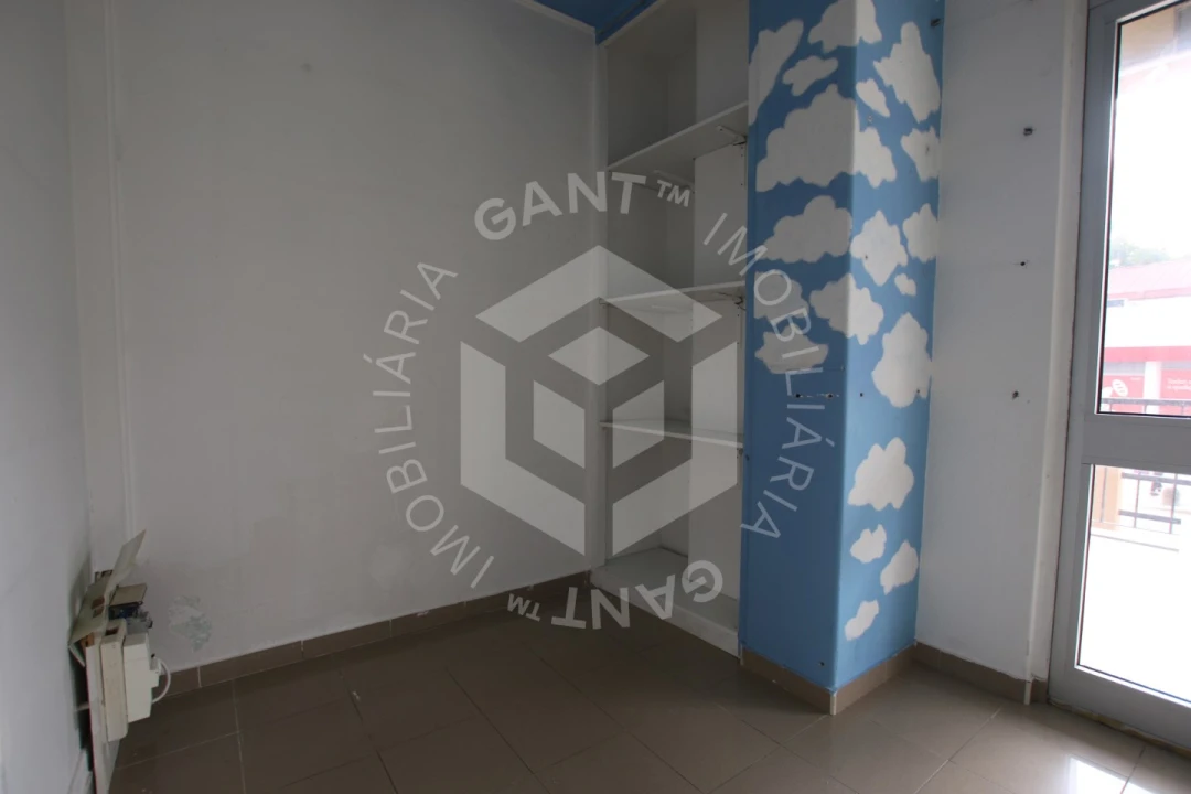 Loja para Arrendamento em Costa da Caparica Foto 2