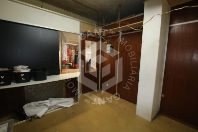 Loja para Arrendamento em Costa da Caparica