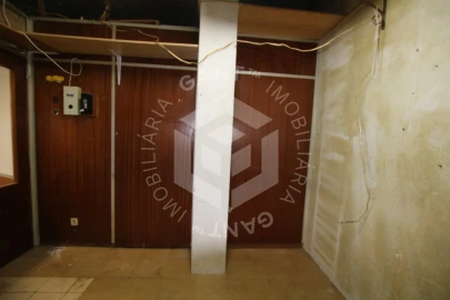 Loja para Arrendamento em Costa da Caparica