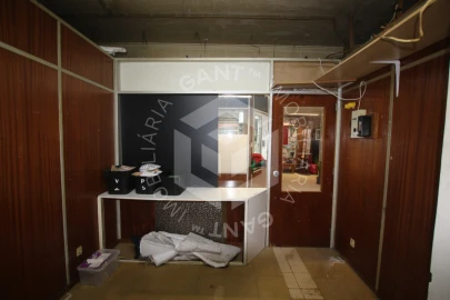 Loja para Arrendamento em Costa da Caparica