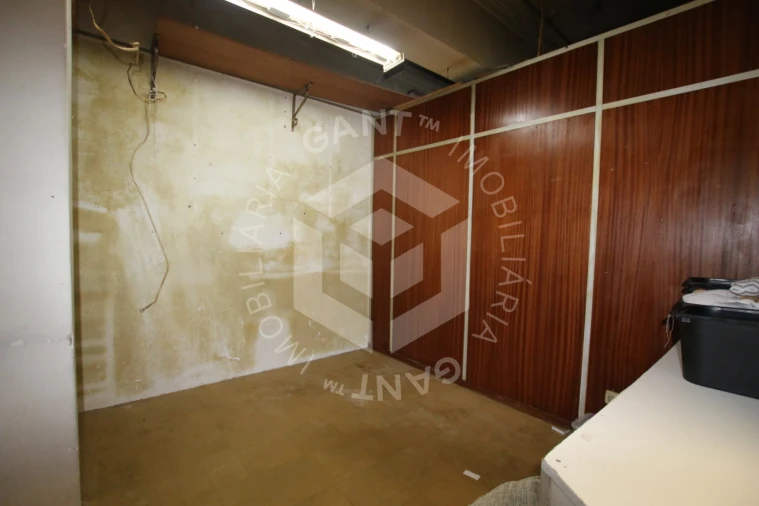 Loja para Arrendamento em Costa da Caparica Foto 4